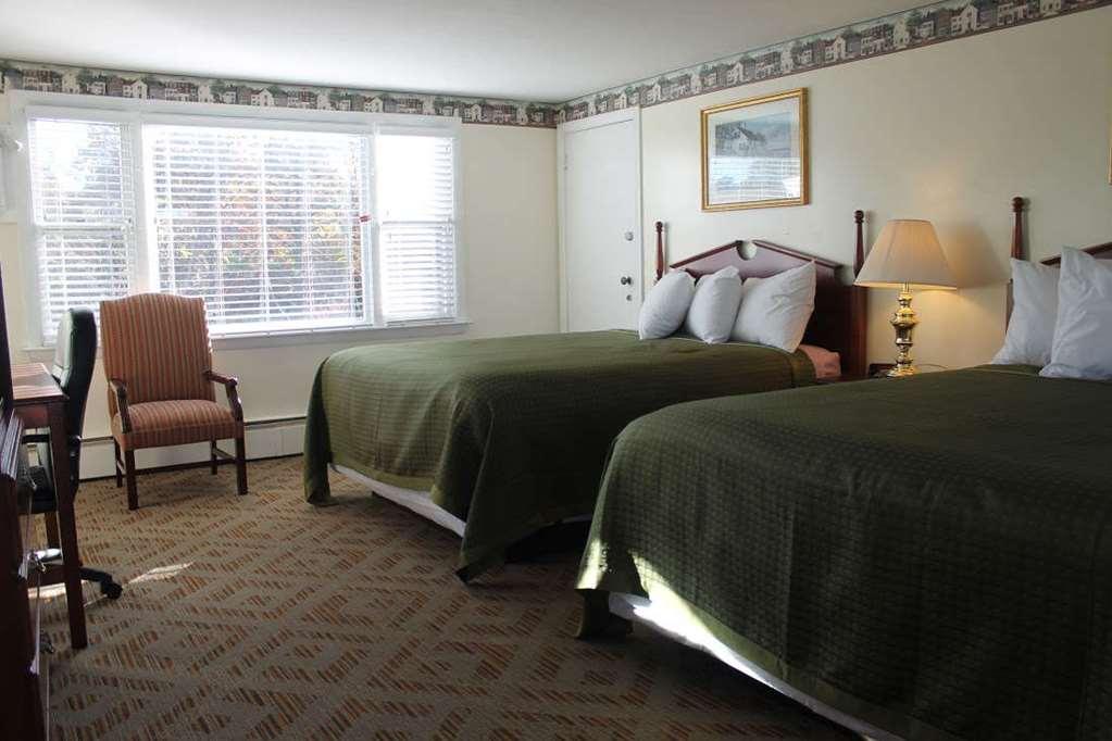 Knights Inn Centerville Cape Cod Area Room photo