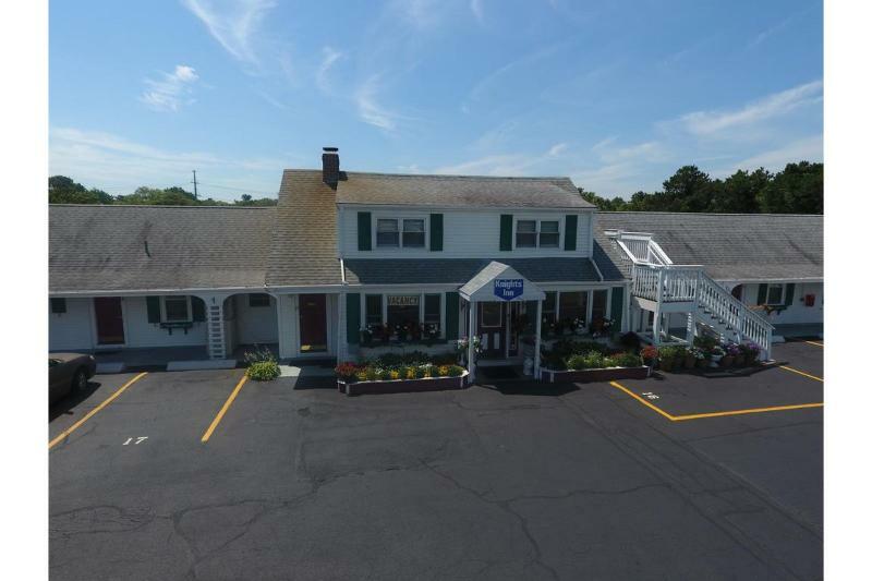 Knights Inn Centerville Cape Cod Area Exterior photo